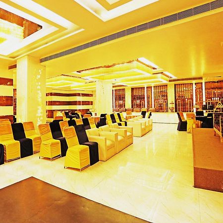 Fabhotel Ronald Inn Faridabad Exterior photo