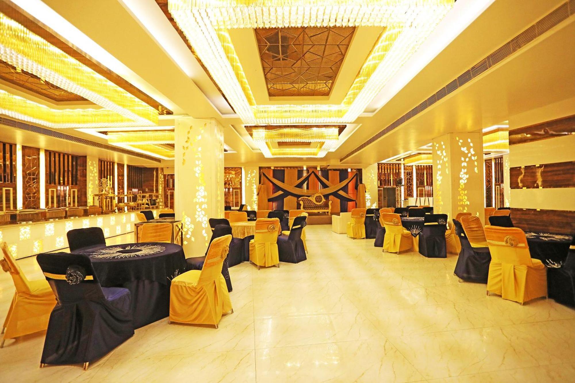 Fabhotel Ronald Inn Faridabad Exterior photo